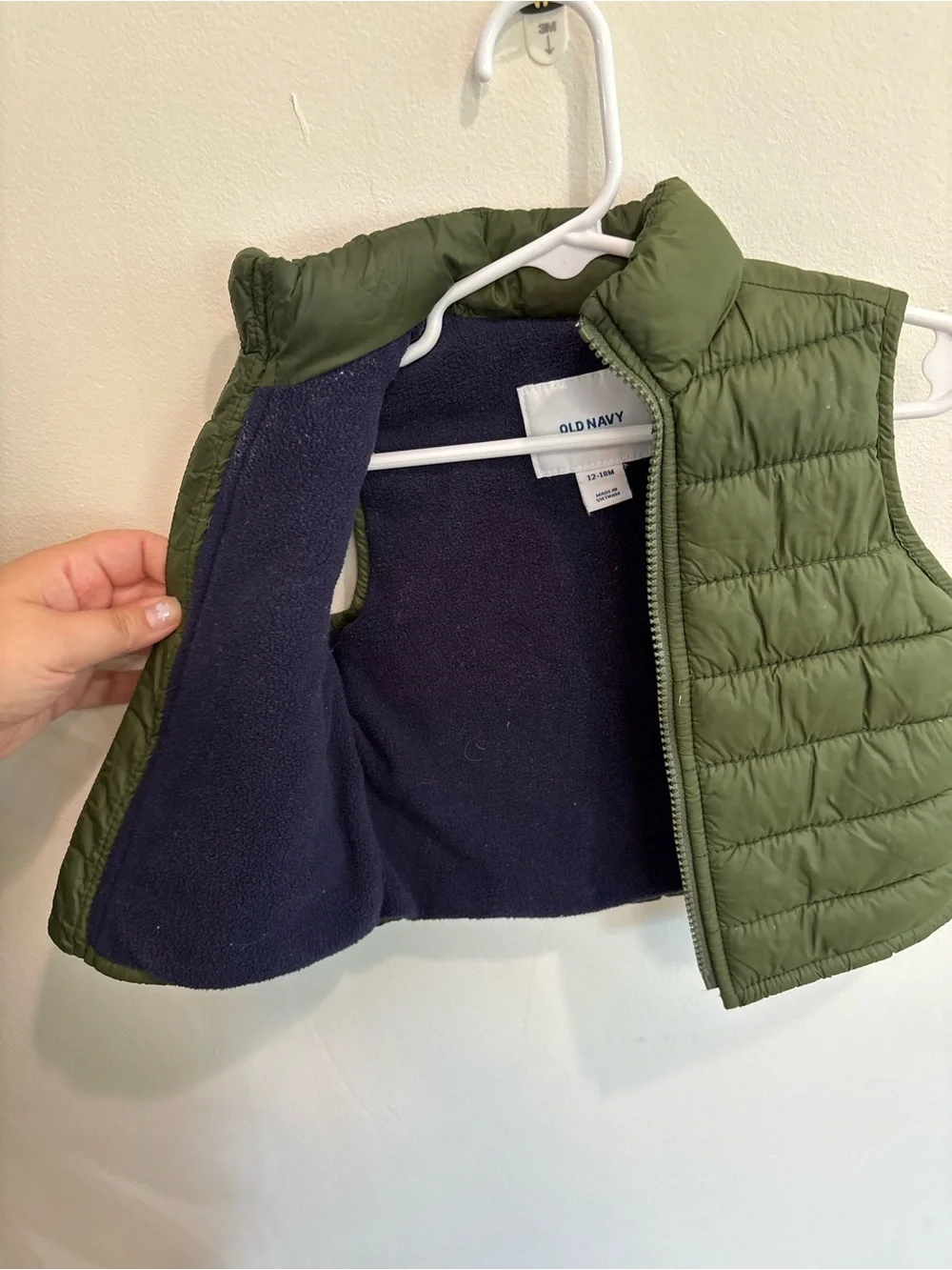 Old Navy Olive Puffer Vest 12-18 month fall